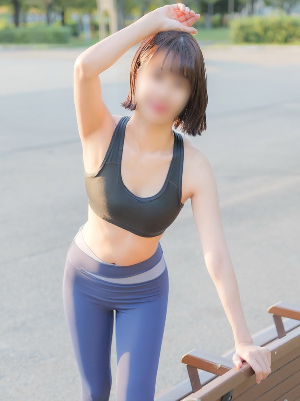 まゆか｜京橋 密着性感ストレッチ＆イメヘル【KUNKA KUNKA  クンカクンカ京橋】〜 新感覚の健康×密着性感フィットネス風俗＆イメヘル｜エロさわやかなスポコスGALのフェロモン全開＆密着レッスン！したたる汗とエッチな匂いで、ギンギンに膨らんだアナタを逆視姦しちゃいます♪〜ホテルヘルス＆デリヘル（京橋 待ち合わせ） 店舗型風俗店 大阪