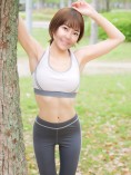 あいり(29)｜京橋 密着性感ストレッチ＆イメヘル【KUNKA KUNKA  クンカクンカ京橋】〜 新感覚の健康×密着性感フィットネス風俗＆イメヘル｜エロさわやかなスポコスGALのフェロモン全開＆密着レッスン！したたる汗とエッチな匂いで、ギンギンに膨らんだアナタを逆視姦しちゃいます♪〜ホテルヘルス＆デリヘル（京橋 待ち合わせ） 店舗型風俗店 大阪