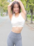 ひより(21)｜京橋 密着性感ストレッチ＆イメヘル【KUNKA KUNKA  クンカクンカ京橋】〜 新感覚の健康×密着性感フィットネス風俗＆イメヘル｜エロさわやかなスポコスGALのフェロモン全開＆密着レッスン！したたる汗とエッチな匂いで、ギンギンに膨らんだアナタを逆視姦しちゃいます♪〜ホテルヘルス＆デリヘル（京橋 待ち合わせ） 店舗型風俗店 大阪